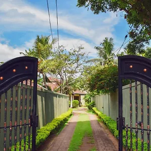 Bed & Breakfast Agasthi Airport Close